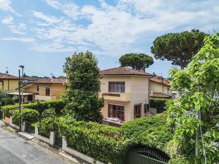 Casa 4 Persone in Marina di Pietrasanta, Pietrasanta