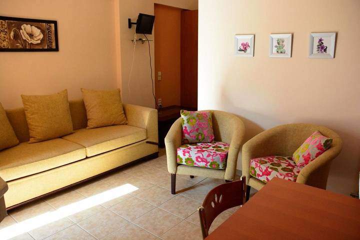 Villa pour 6 personnes, avec piscine ainsi que jardin et vue, animaux acceptés à Ithaque - 3