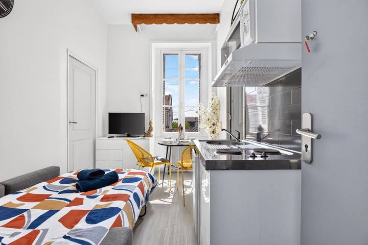 Appartement entier, Tibet - Studio pour 3personnes in Périgueux, Périgord Blanc