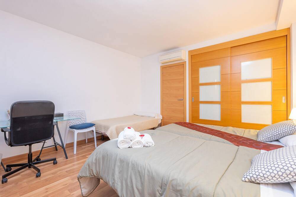 Entire apartment, Residencial Suites Valldemossa - Cartoixa in Valldemossa, West Majorca