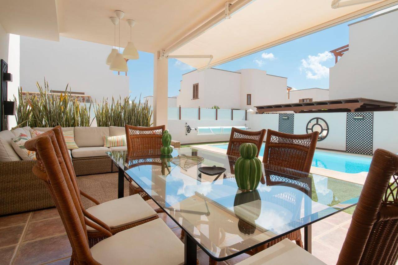 Villa in Costa Teguise, Teguise