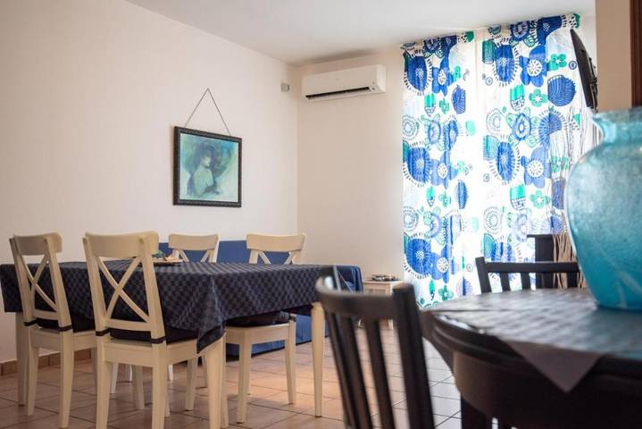 Ganze Wohnung, Two-Bedroom Apartment with Balcony and Garden View in Giovinazzo, Bari Provinz
