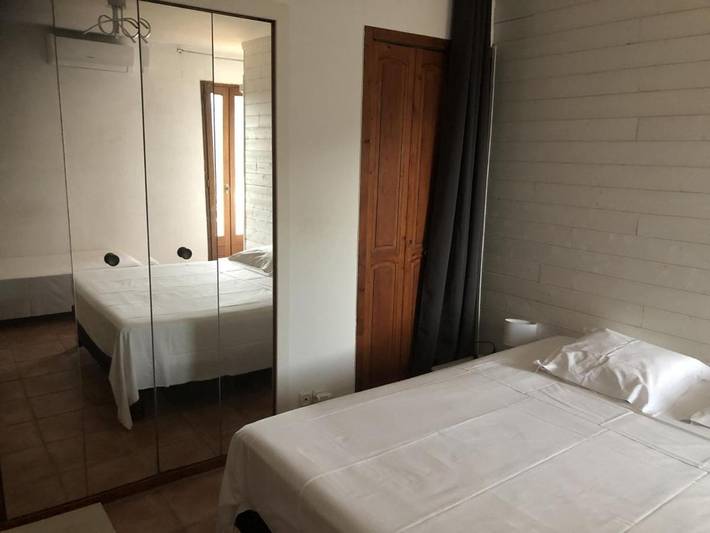 Chambre d’hôte pour 2 personnes, avec vue ainsi que piscine et balcon à Ajaccio - 4