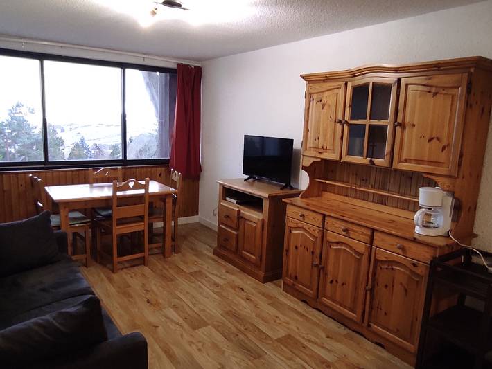 Gîte pour 4 personnes, avec piscine dans Lac Pavin - 3