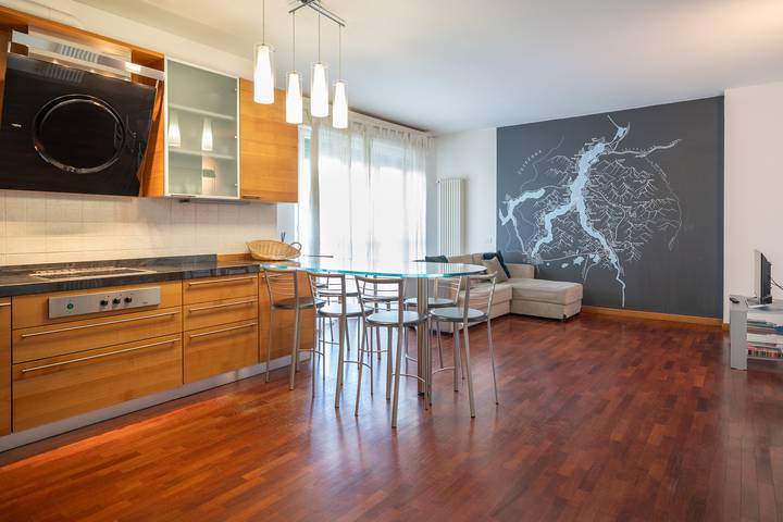 Gîte pour 4 personnes, avec balcon, animaux acceptés à Lecco - 2