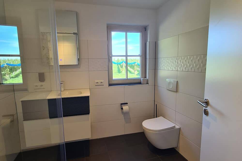 Ganze Wohnung, 1 bedroom apartment in reichenau in Reichenau, Untersee