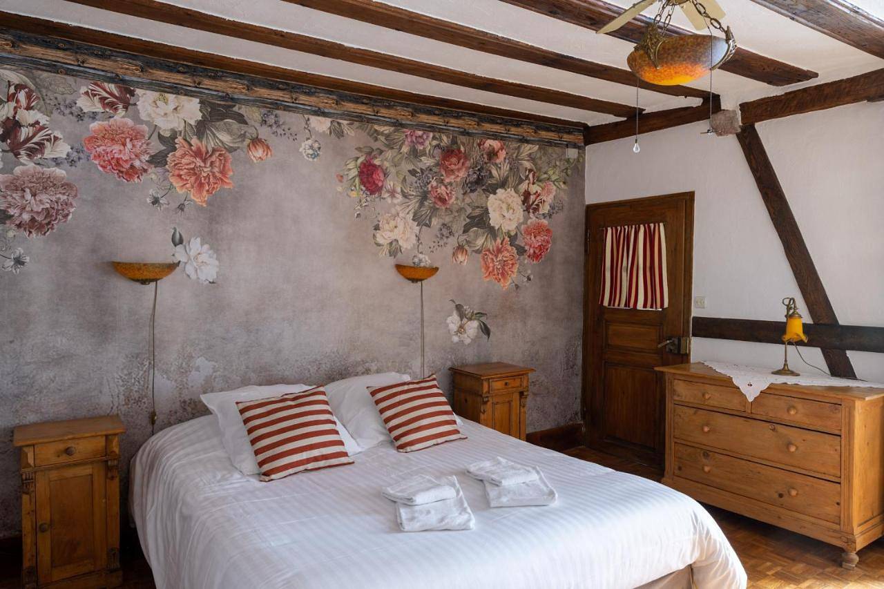 Double Room with Private External Bathroom in Riquewihr, Parc naturel régional des Ballons des Vosges
