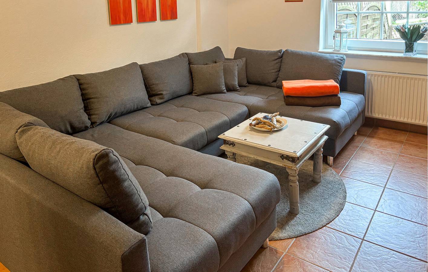 Modern appartement met terras, parkeerplaats en internet dichtbij het strand in Waren (Müritz), Müritz