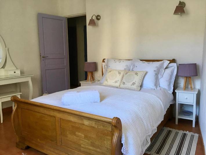 Gîte pour 6 personnes, avec jacuzzi et terrasse à Lagrasse - 4