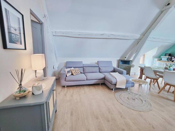 Gîte pour 5 personnes, avec jardin à Cellettes - 4