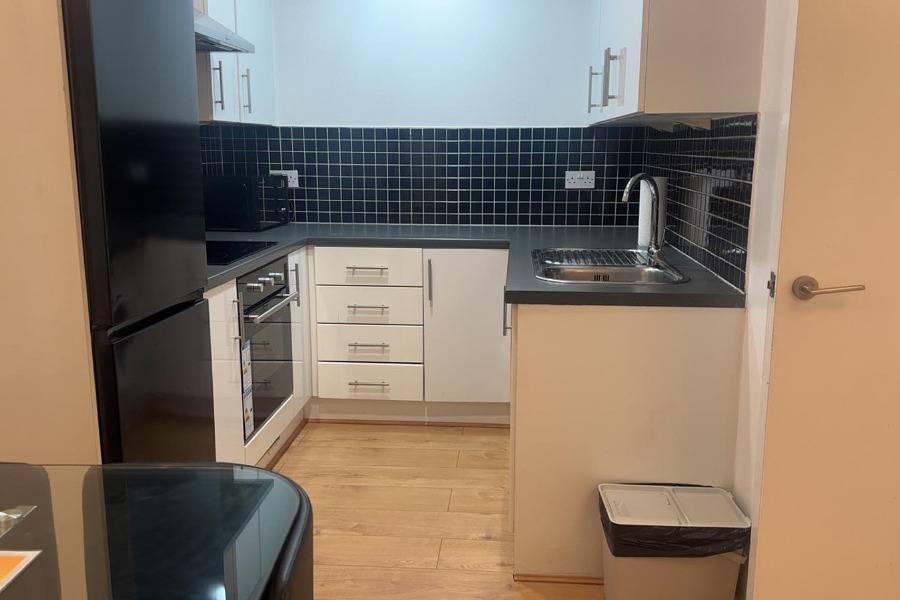 Ganze Ferienwohnung, Ferienwohnung für 4 Personen mit Balkon in Barking und Dagenham, London