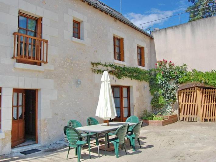 Location de vacances pour 6 personnes, avec jardin et terrasse à Cangey