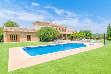Villa in Santa Margalida, North Majorca für 10 