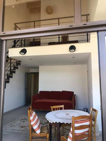 Gîte pour 2 personnes, avec terrasse et vue à Cozzano