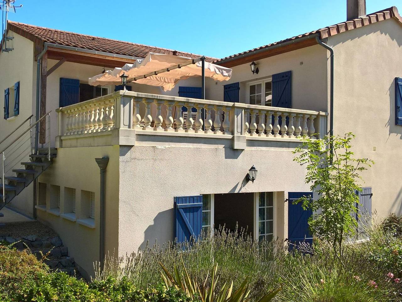 Detached villa with large garden near beautiful golf course in Vasles, Deux-Sèvres