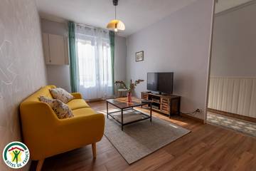 Gîte pour 4 personnes, avec terrasse à Vertus