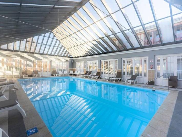 Location de vacances pour 5 personnes, avec balcon et piscine, animaux acceptés au Touquet-Paris-Plage