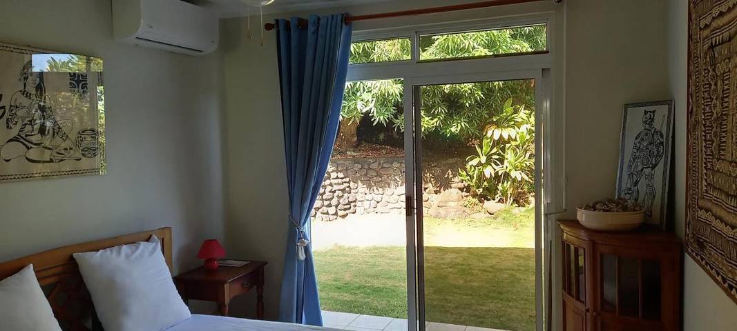 Villa pour 6 personnes, avec jardin ainsi que piscine et vue, animaux acceptés dans Tahiti - 4