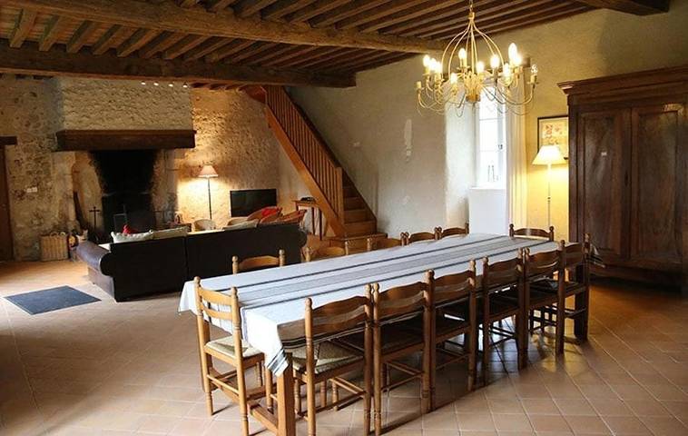 Location de vacances pour 19 personnes, avec piscine et jardin, animaux acceptés à Salles-Lavalette - 3