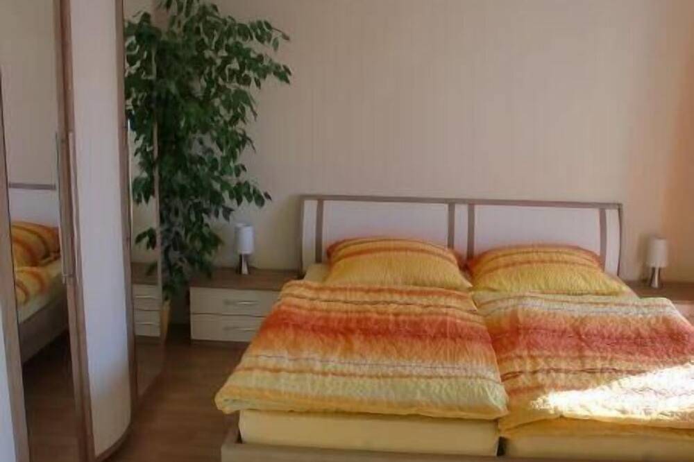 Ganze Wohnung, Ferienwohnung Grafing für 1 - 4 Personen mit 1 Schlafzimmer - Ferienwohnung in Grafing, Oberbayern