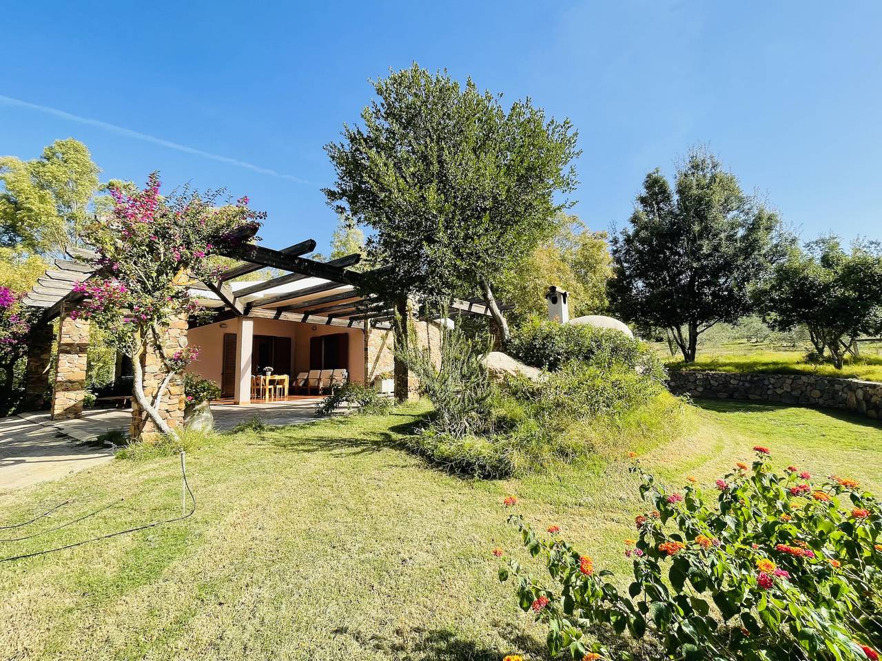 Tranquilo y relajante, rodeado de naturaleza a pocos kilómetros del mar in Teulada (Italia), Provincia de Cagliari