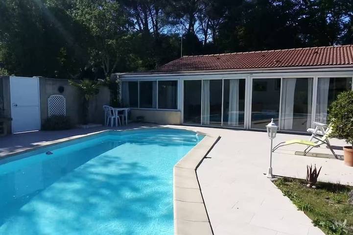 Location de vacances pour 6 personnes à Aigues-Vives