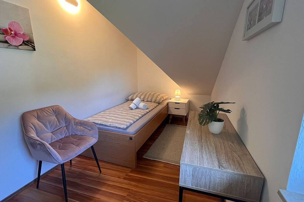 Ganze Wohnung, Ferienwohnung zum Irrsee 79 - Ferienwohnung Zum Irrsee in Salzkammergut-Berge, Mondsee & Irrsee