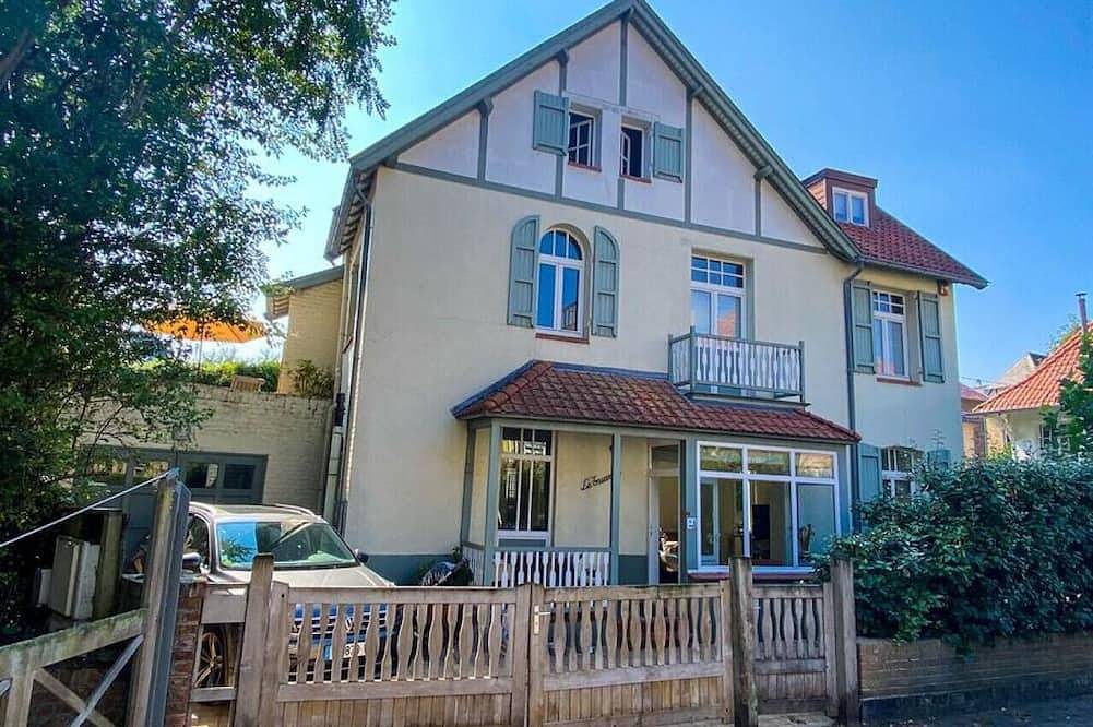 Villa Trianon -Summer beachhouse in De Panne in De Panne, Belgian Coast