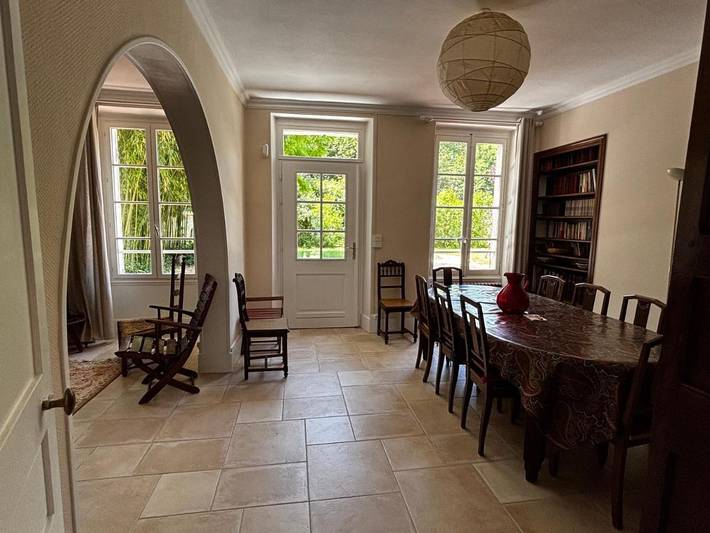 Location de vacances pour 10 personnes, avec vue et jardin à Villeneuve-sur-Yonne - 4