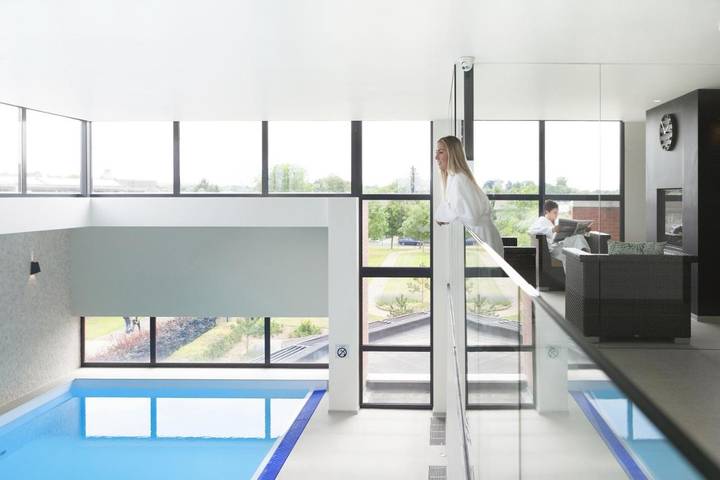 Hotel for 4 people, with Hot tub and Terrace as well as Yard and Pool in Maastricht