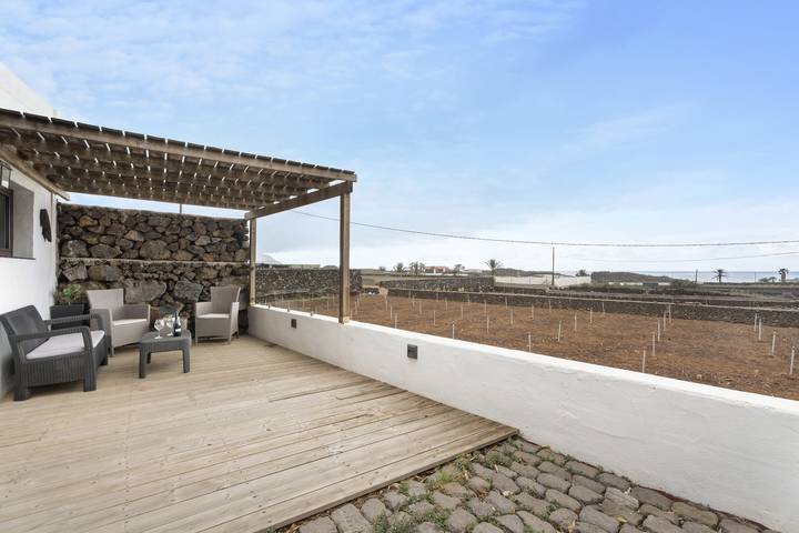 Chalet para 2 personas, con jardín en El Hierro - 2