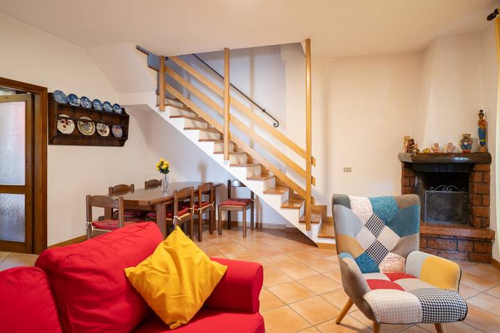 Ganze Wohnung, Maison Néné in Moggio, Westliche Bergamo-Alpen