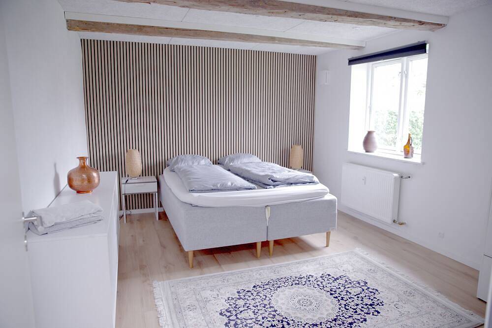 The Wild Swan: Modern 4Br Home in Odense – Sleeps 10 w/ Parking in Odense en omgeving