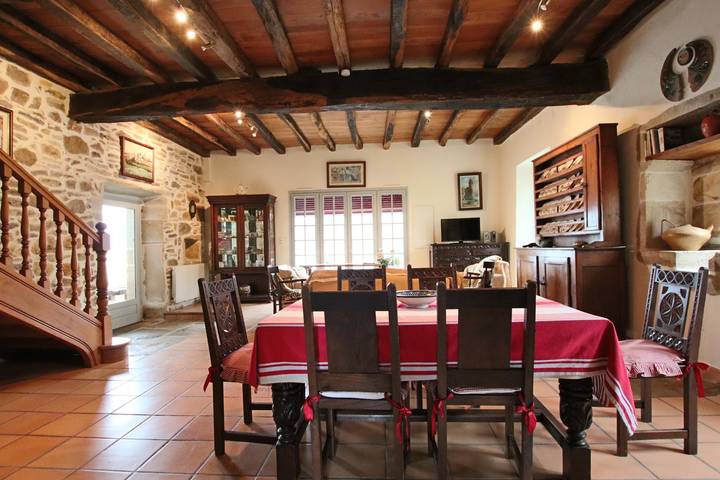 Gîte pour 6 personnes, avec jardin à Sare - 3