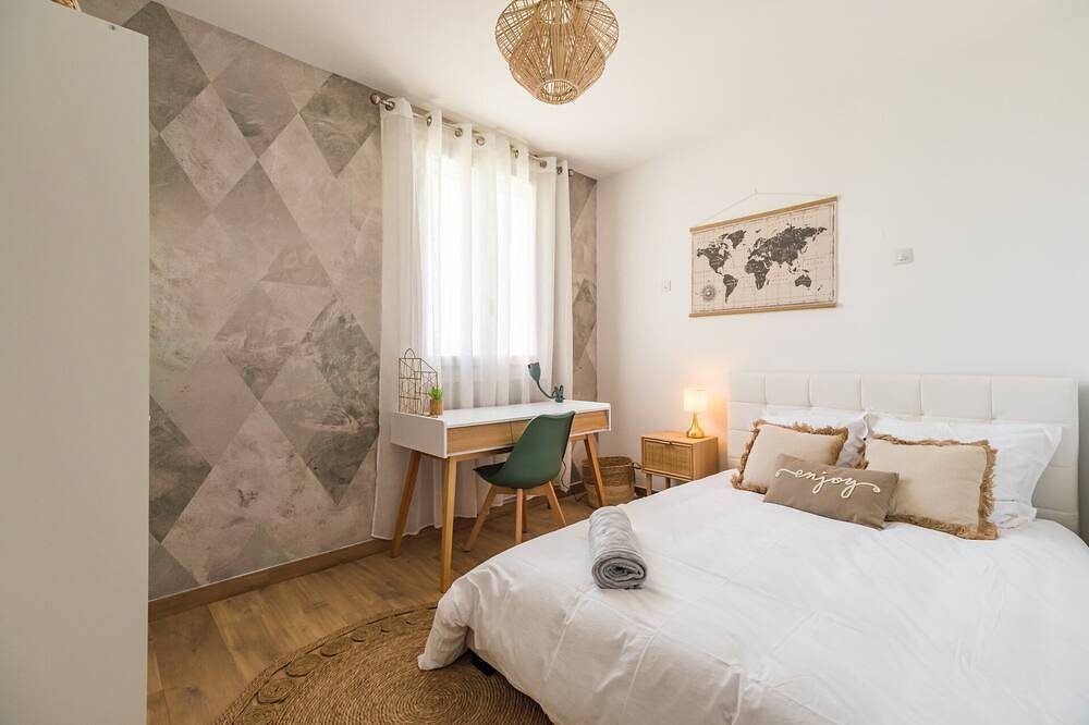 Appartement entier, Le grand appartement Briochin : 4 chambres in Saint-Brieuc, Côte de Goëlo