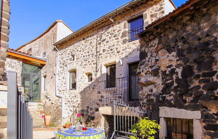 Location de vacances pour 4 personnes, avec terrasse dans Privas - 3