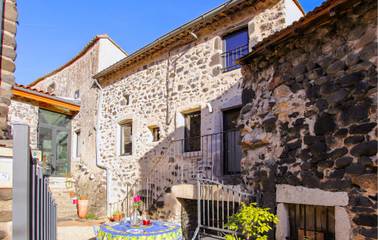 Ferme pour 4 Personnes dans Rochessauve, Privas, Photo 2