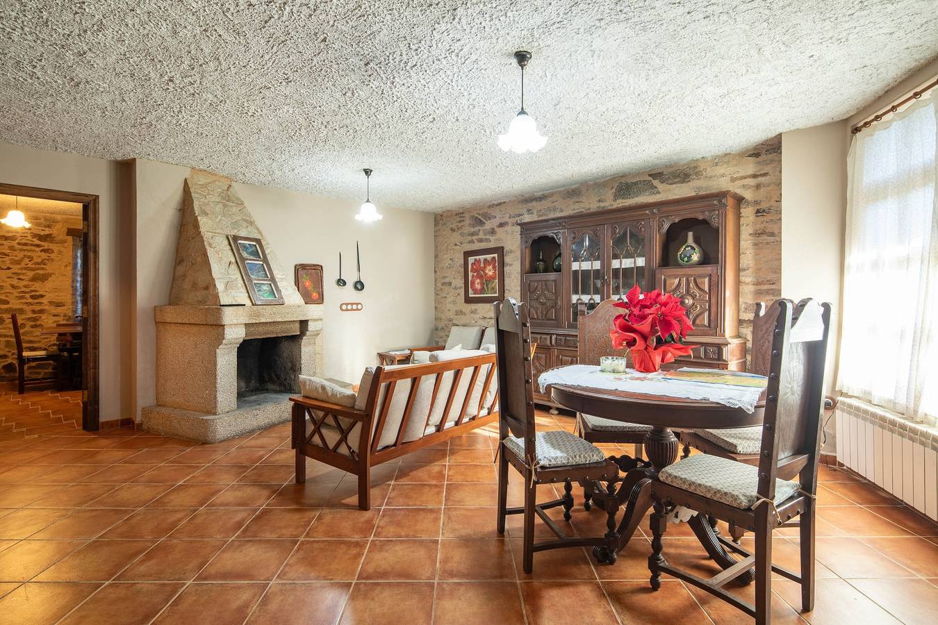 Casa rural 'Os Vilares Li' con piscina compartida, terraza privada y Wi-Fi in Santiago de Compostela, Provincia de La Coruña