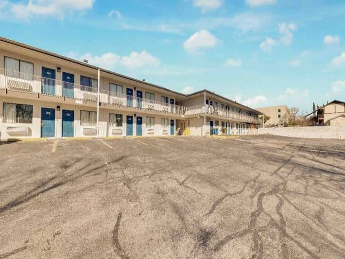Hotel para 4 personas, con terraza, Se admiten mascotas - 1