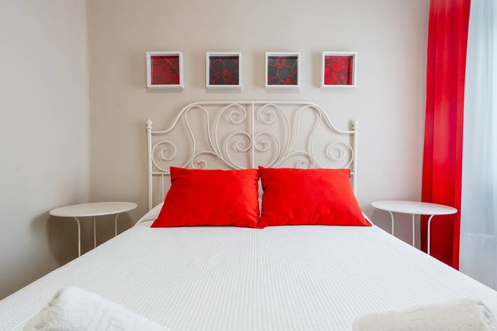 Vacation rental for 6 people, with Balcony in Sevilla