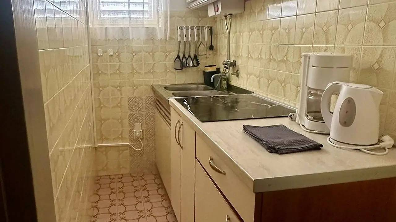Ganze Ferienwohnung, Ferienwohnung für 5 Personen (51 m²) in Lopar in Lopar, Rab