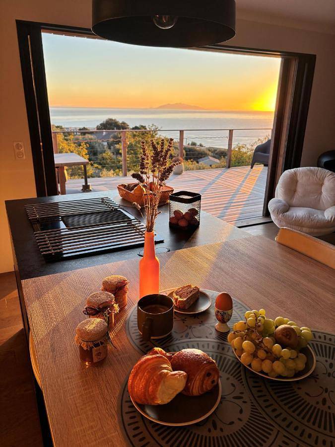 Chambre d’hôte pour 2 personnes, avec vue et jardin ainsi que piscine et terrasse à Bastia - 4