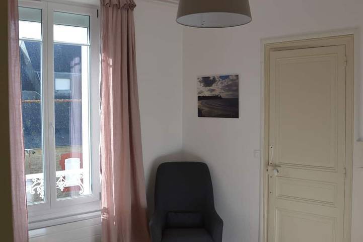 Appartement entier, Charmant appartement Dinard centre ville à deux pas de la plage 4/6 personnes in Dinard, Région de Saint-Malo