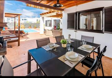 Villa voor 6 Personen in Playa Blanca, Yaiza, Afbeelding 2