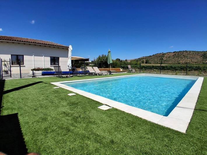 Maison de vacances pour 6 personnes, avec jardin ainsi que piscine et vue