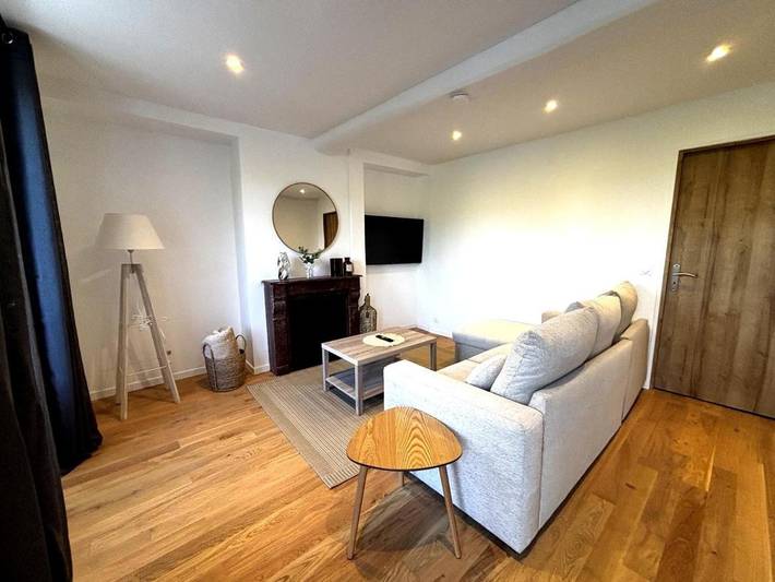Gîte pour 4 personnes, avec vue et terrasse à Asquins - 2