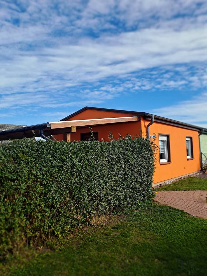 Nature Oasis by Lake Kummerow – Vacation Apartment in Neukalen in Neukalen, Kummerower Søen