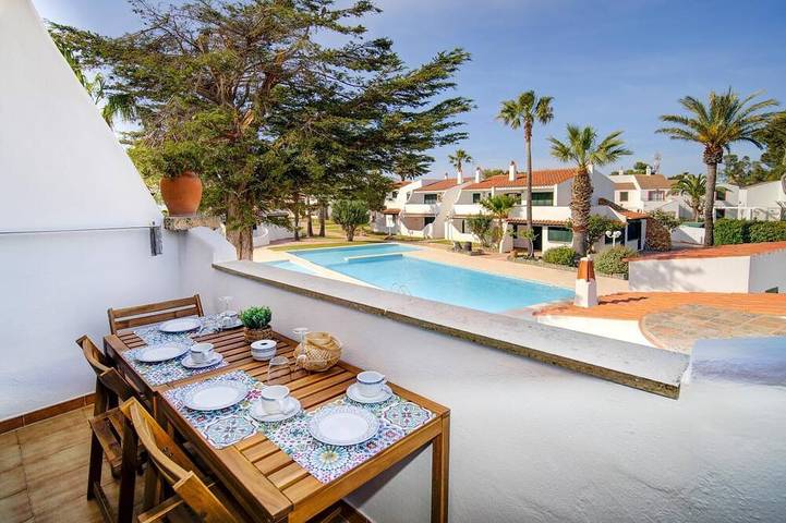 Holiday apartment for 2 people, with balcony and pool - 1