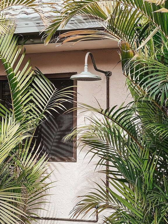 90 Steps to the Beach! in Boomerang Beach, New South Wales
