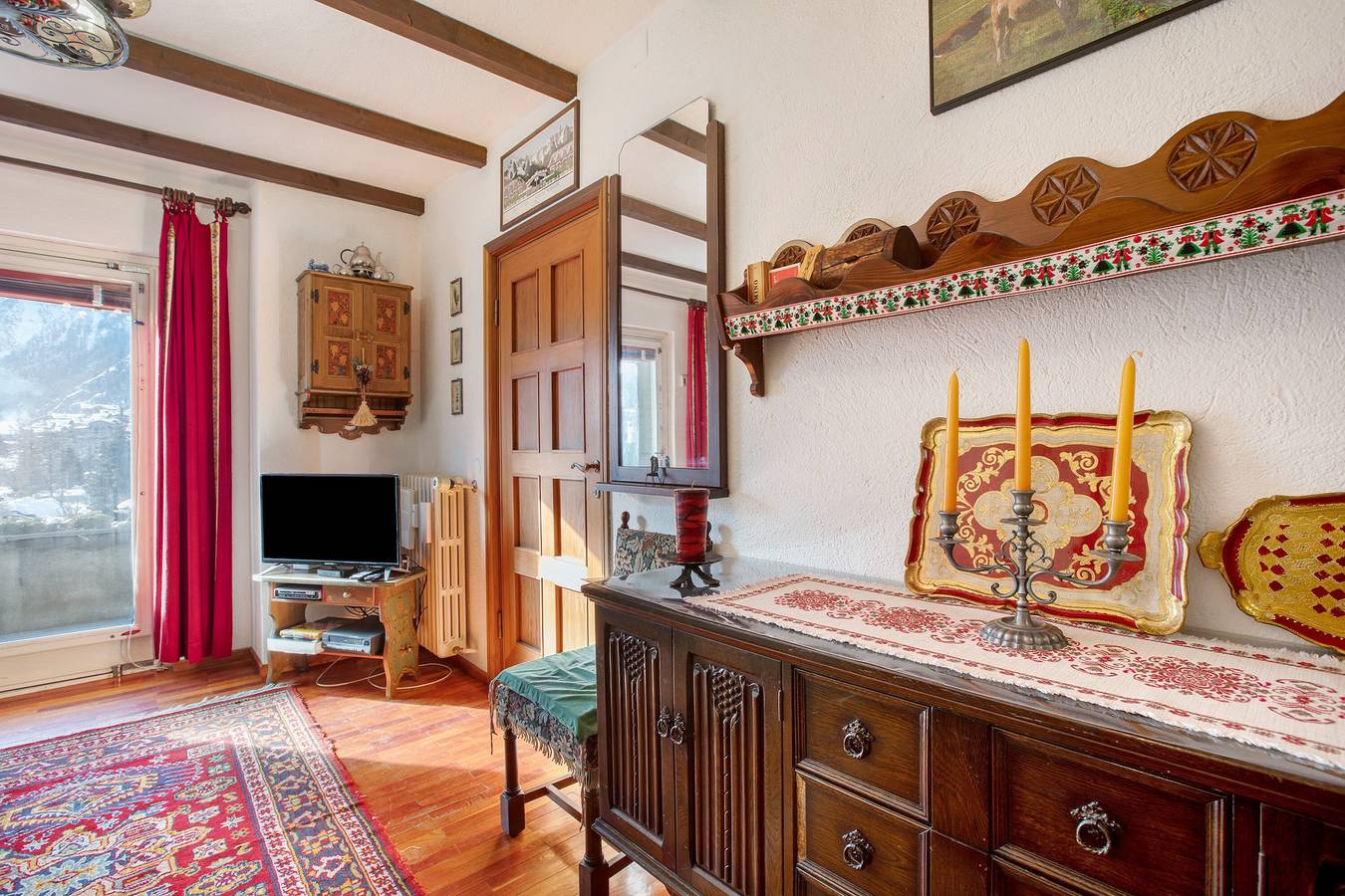 Appartement entier, Appartement 'Courmayeur 3V21' avec vue sur les montagnes, balcon et Wi-Fi in Les Forges Courmayeur, Courmayeur